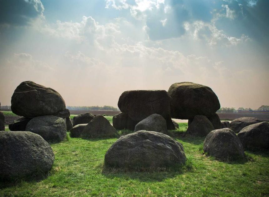 Bocor Alus! Duo HP Baru Motorola Moto G67 & G77 Siap Sikat Game Mobile Budget, Cek Speknya!