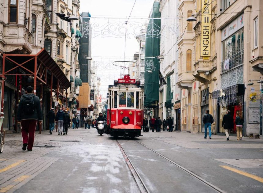 Bocor Alus! Duo HP Baru Motorola Moto G67 & G77 Siap Sikat Game Mobile Budget, Cek Speknya!